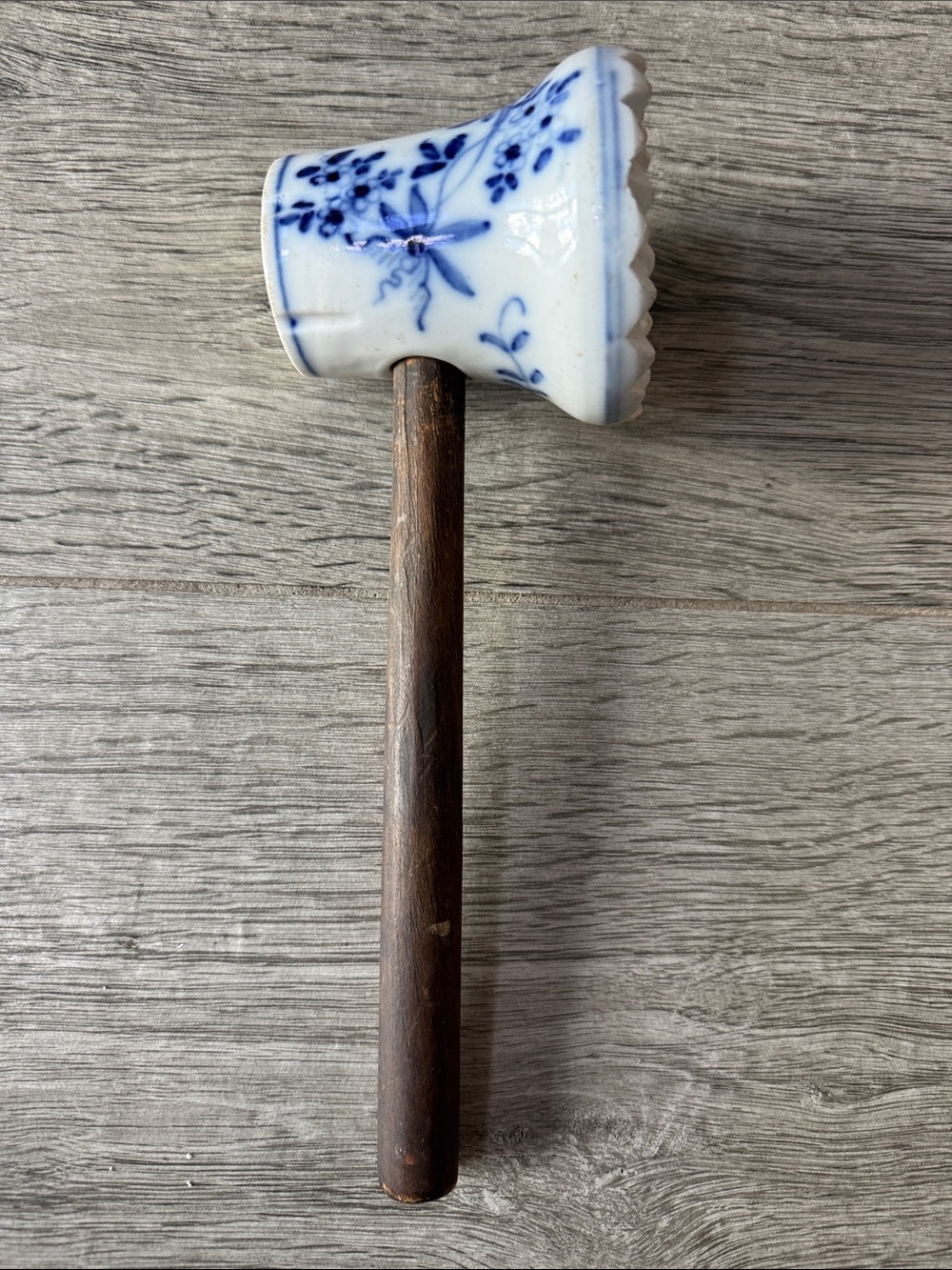Blue and White Blue Onion Pattern ceramic Mallet with Wooden Handle